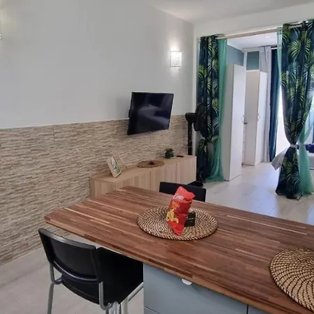Monolocale Splendida In Tenerife Del Sur Casa Mimi בית נופש *